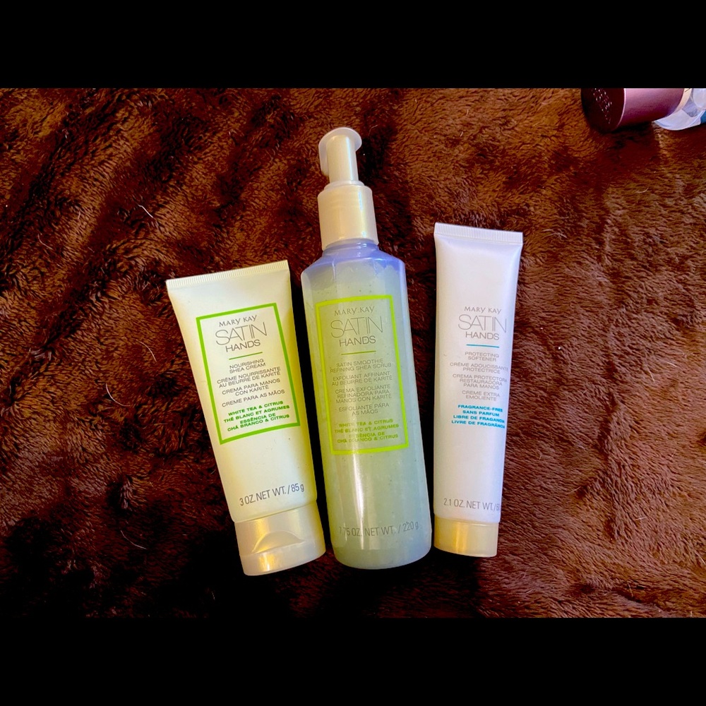 Mary Kay satin hands white tea and citrus
